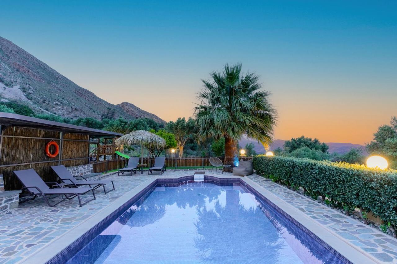 Dafni Villa A Place To Visit Orne Exterior foto